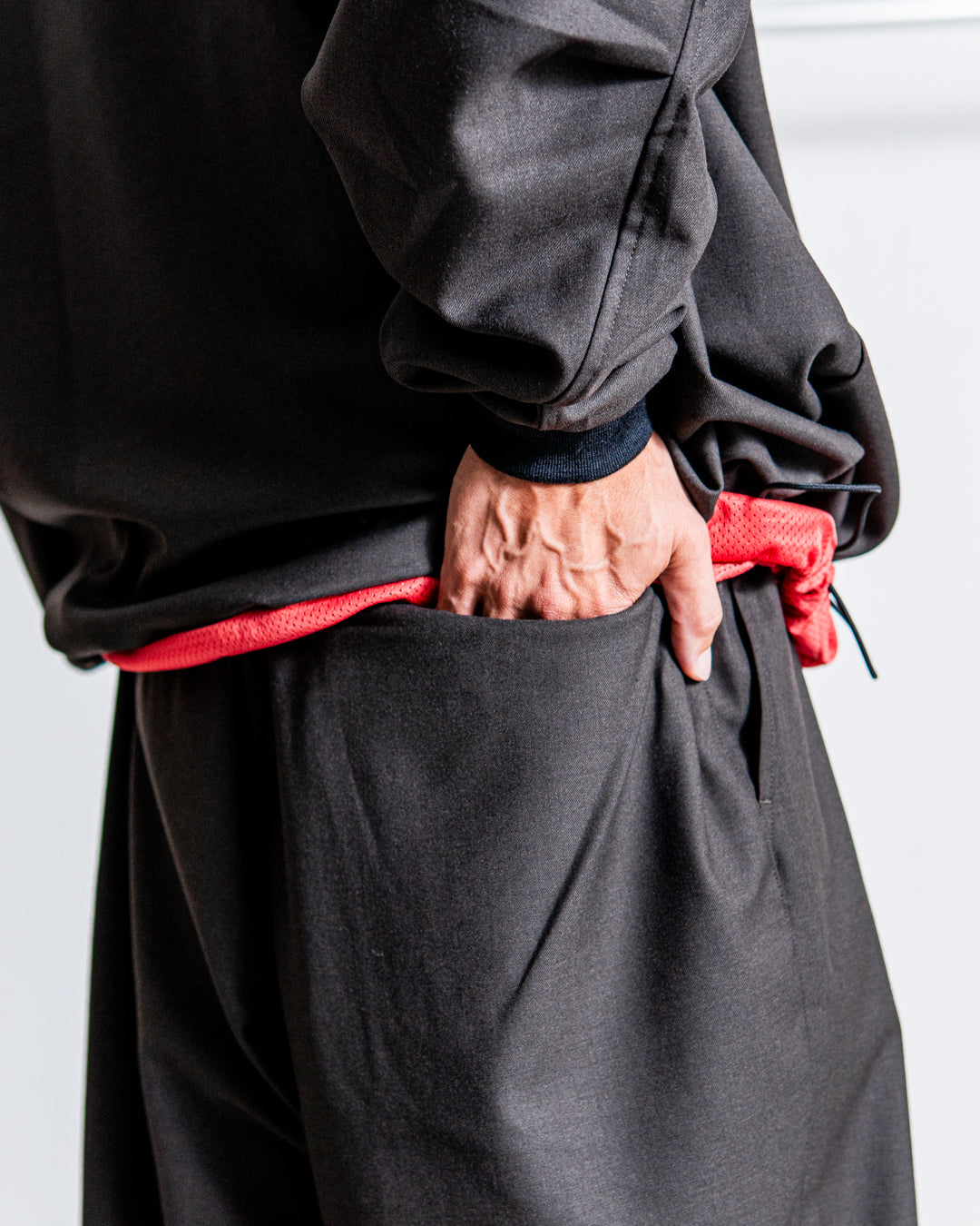 UNTRACE TPO Tapered pants _154