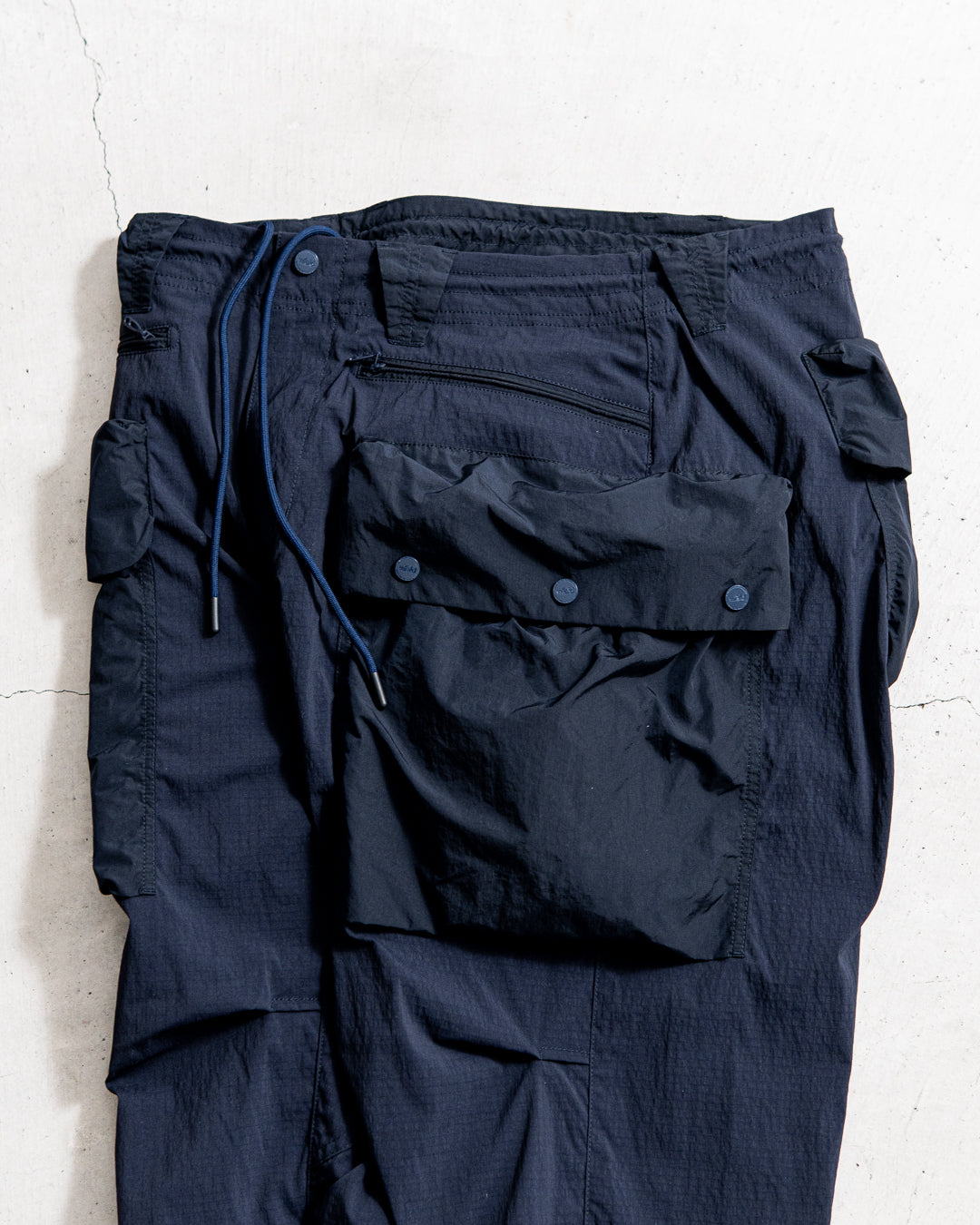 wfeld MOUNTAIN ACTION PANTS
