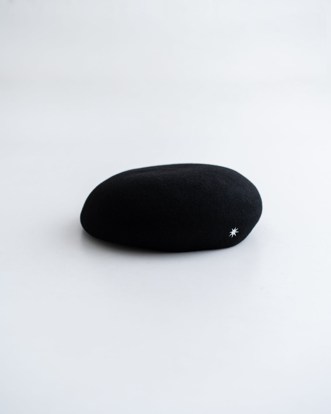 通販]GDC(ジーディーシー) CA4LA Wool Beret 商品ページ – fazeone