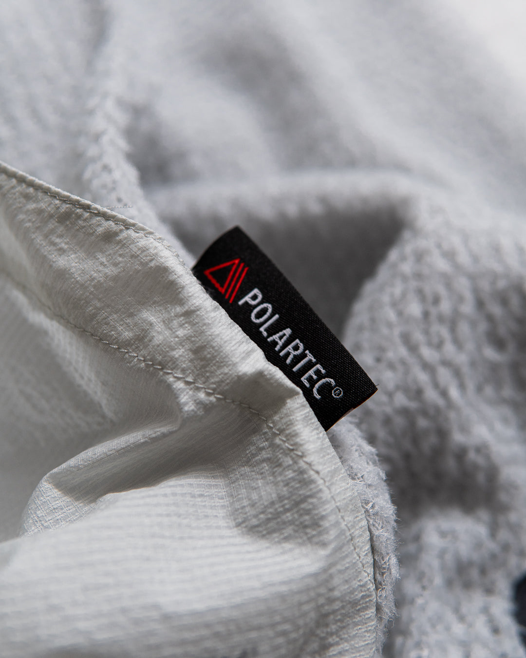 CAYL detach wind alpha pullover