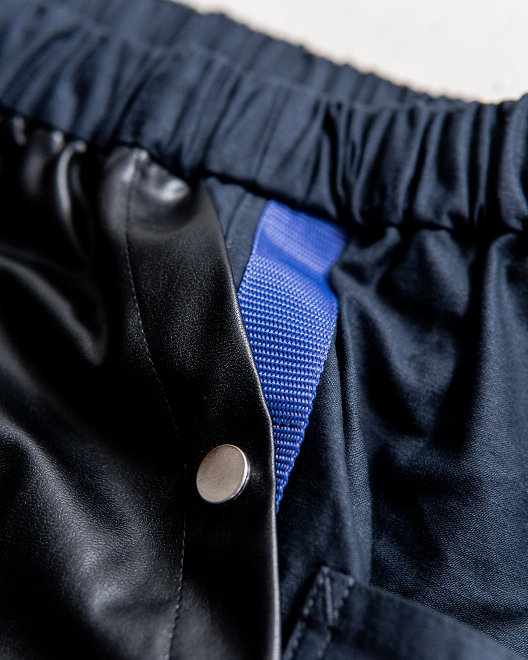 UNTRACE Leather patch baker pants _190