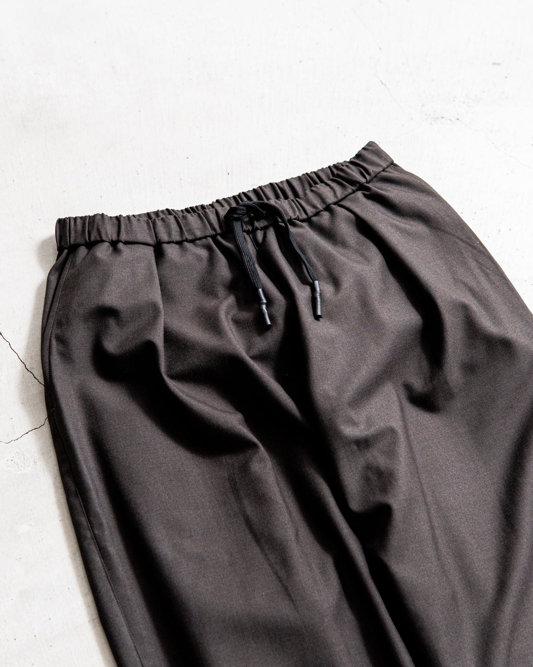 UNTRACE TPO Tapered pants _154