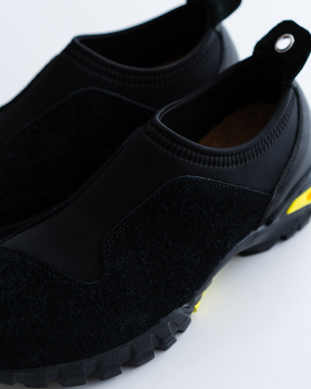 pg TRAIL MOC - BLACK