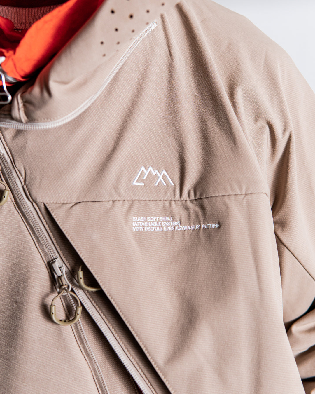CMF OUTDOOR GARMENT SLASH SOFT SHELL