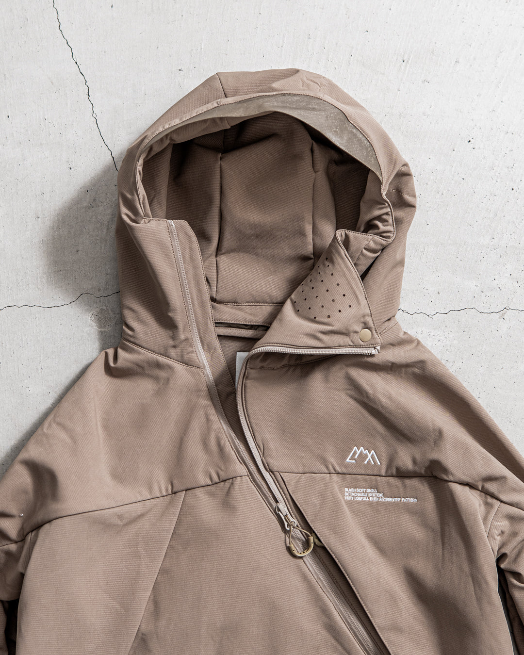 CMF OUTDOOR GARMENT SLASH SOFT SHELL