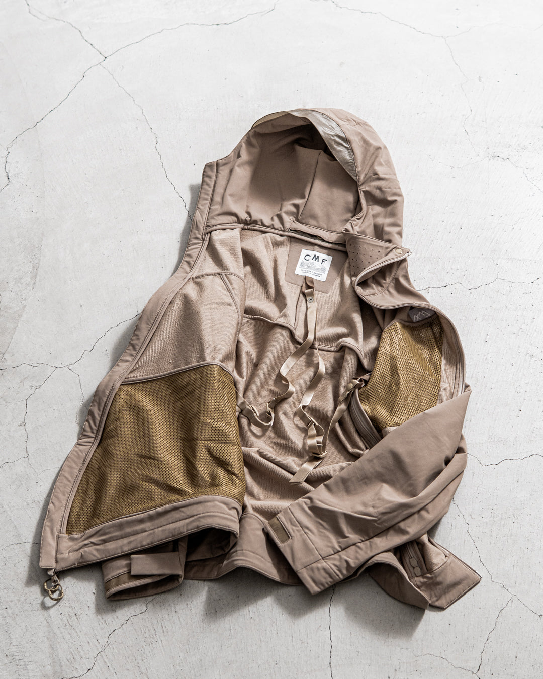 CMF OUTDOOR GARMENT SLASH SOFT SHELL