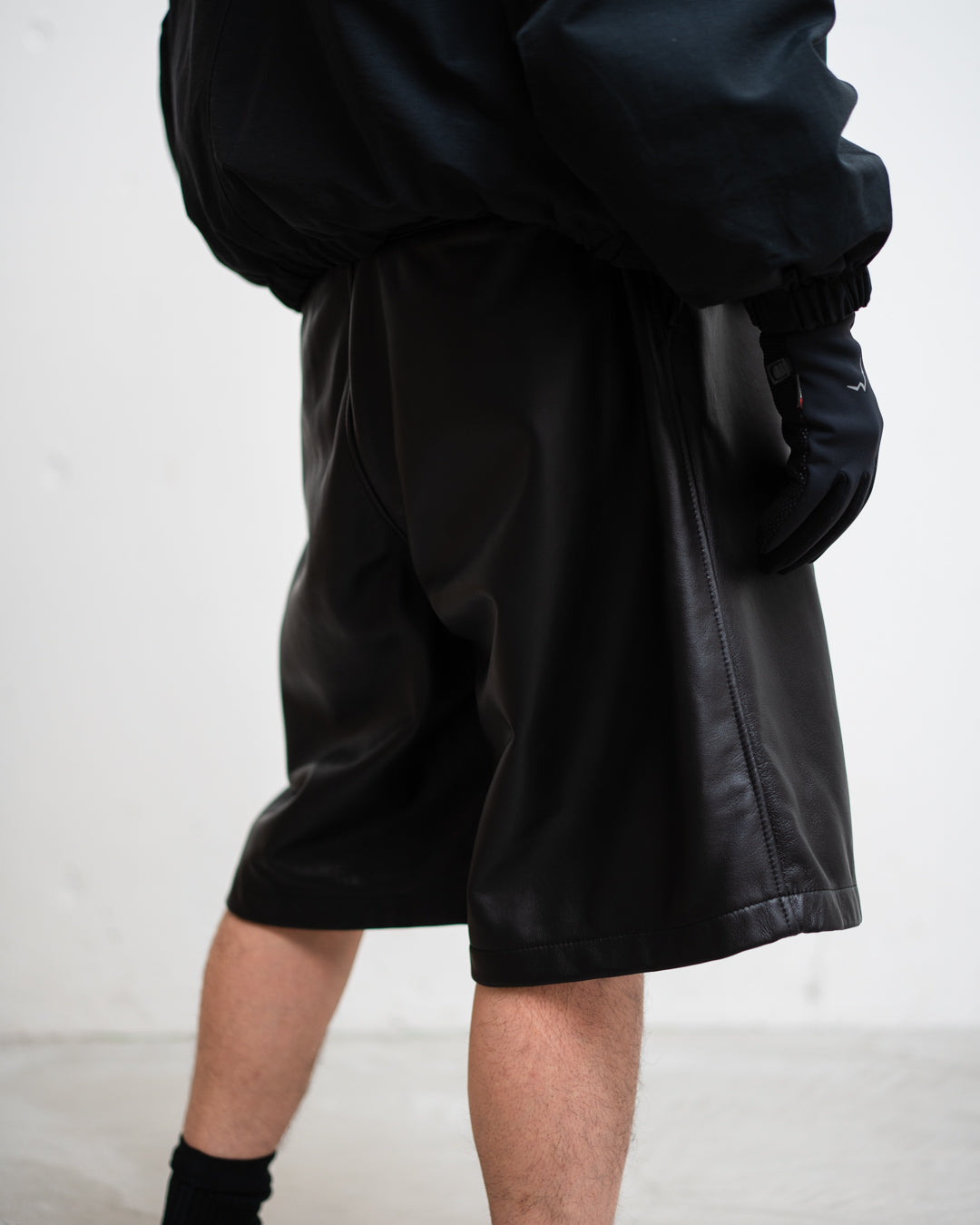 CCU SLACKS SHORTS - SHEEP SKIN