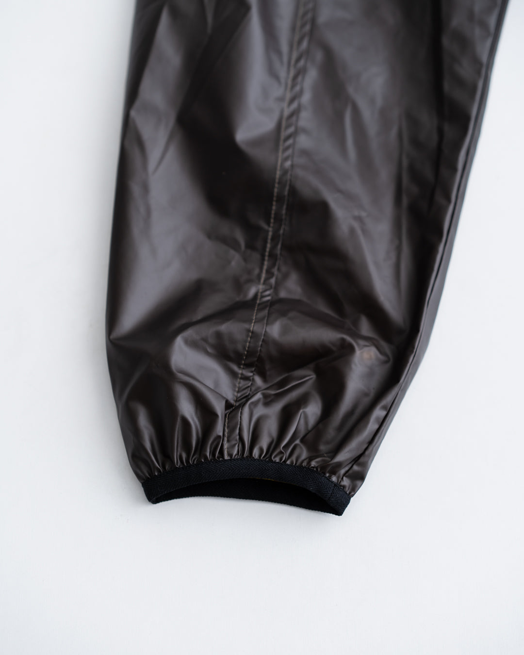 HAVEOFFDUTY LIGHT WEIGHT CONVERTIBLE WIND BREAKER