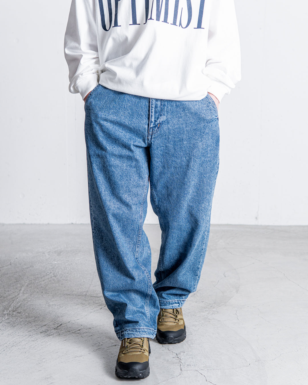 UNTRACE DENIM STRAIGHT PANTS BLEACH
