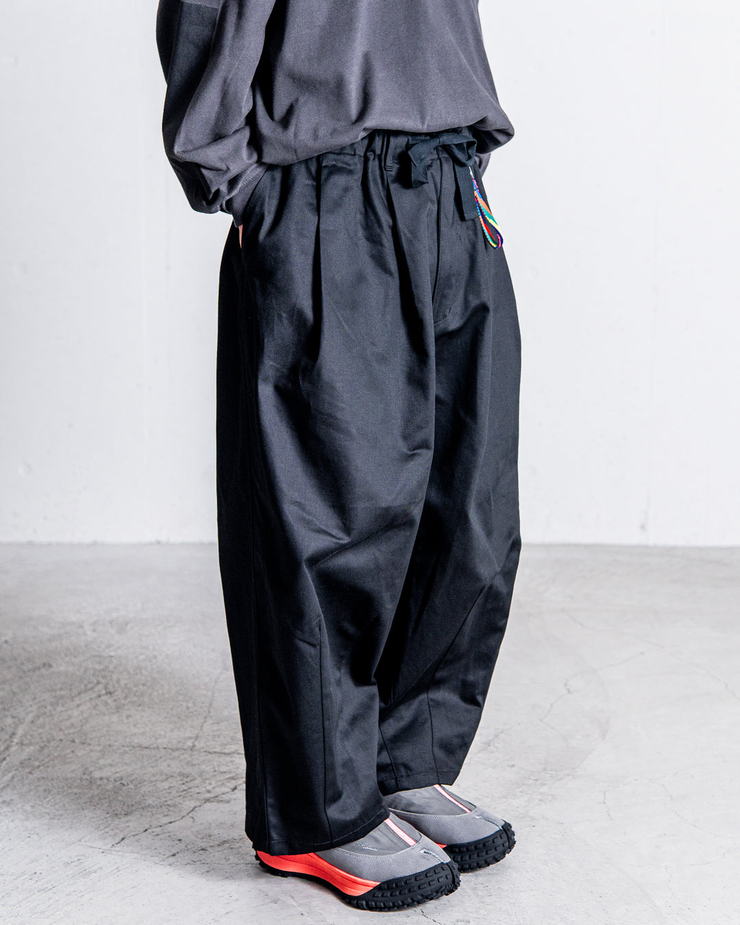 is-ness BALLOON EZ PANTS