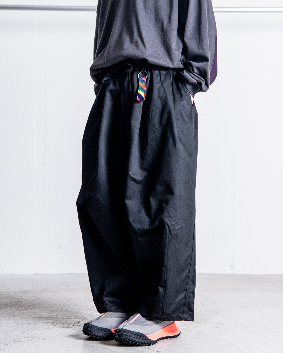is-ness BALLOON EZ PANTS