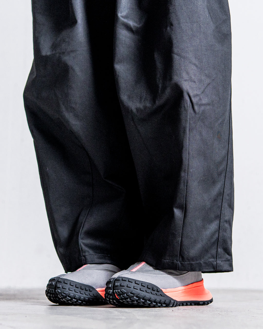 is-ness BALLOON EZ PANTS
