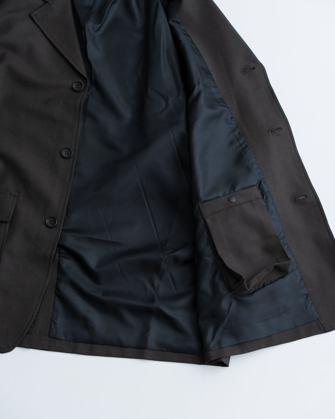 UNTRACE TPO LOITER JACKET