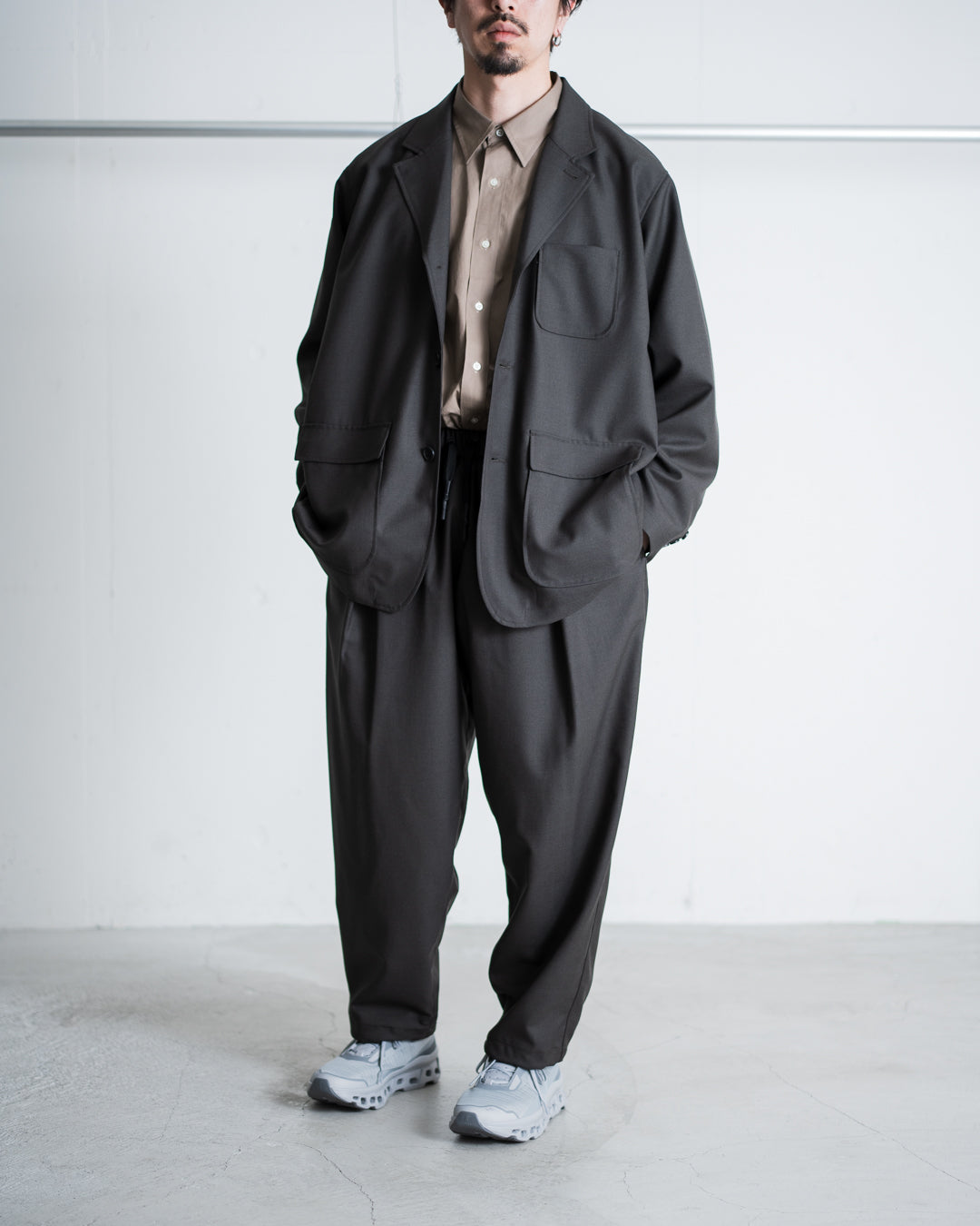 UNTRACE TPO LOITER JACKET