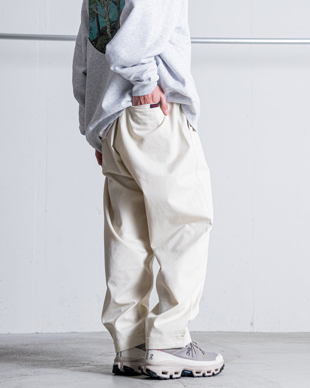 Gramicci TWILL TUCK TAPERD PANT