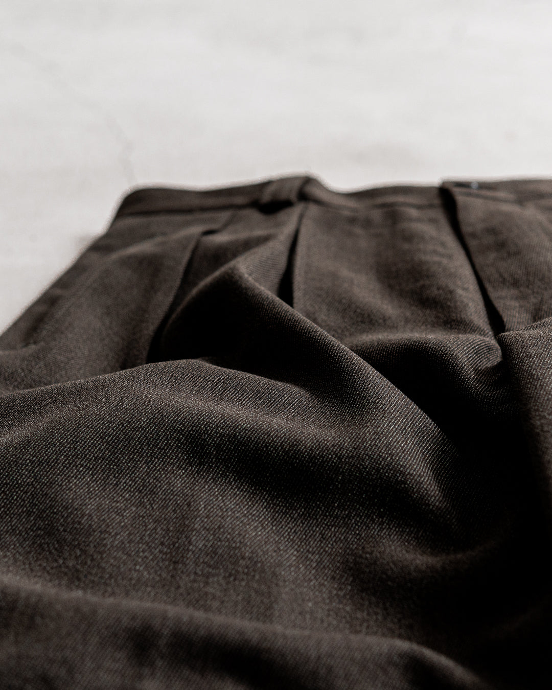 is-ness W STRAIGHT PANTS