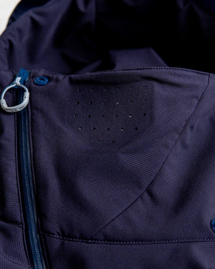 CMF OUTDOOR GARMENT SLASH SOFT SHELL