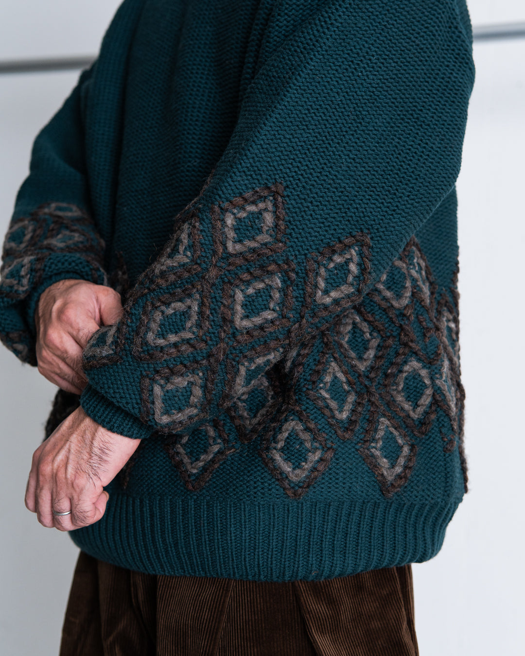 Children of the discordance 3G HAND EMBROIDERY KNIT PULLOVER