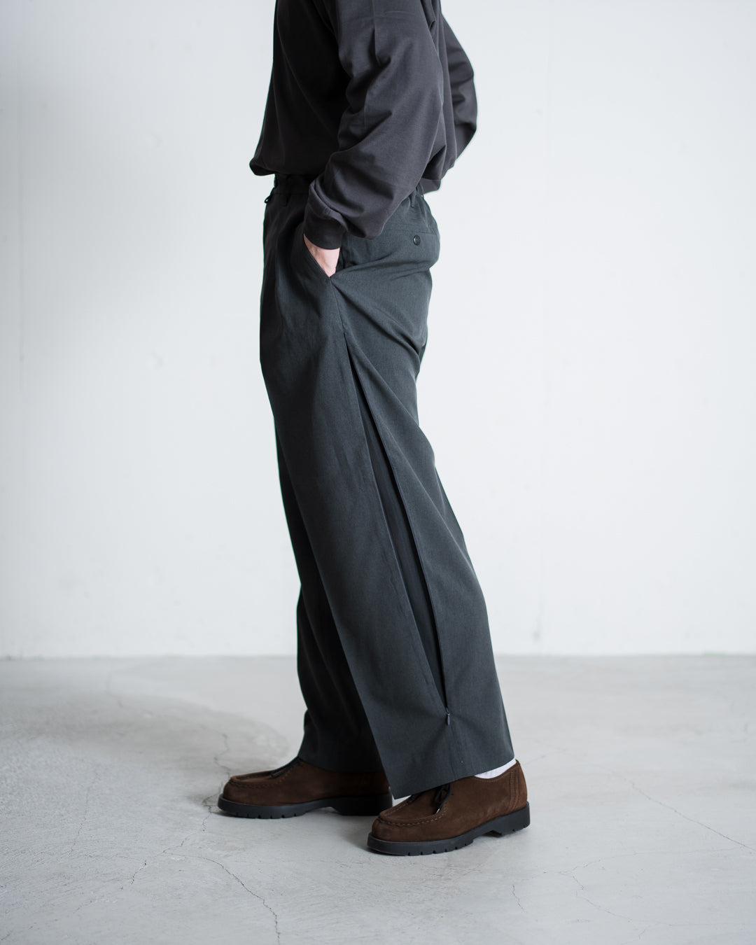 SEDAN ALL-PURPOSE Ventilation Wide Slacks