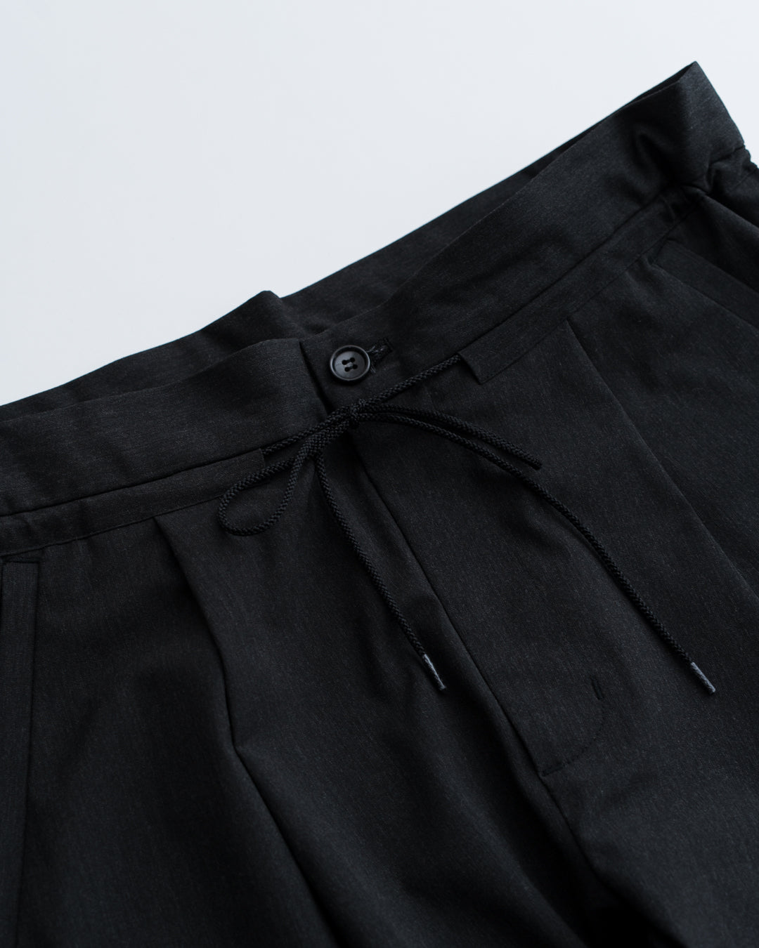 is-ness GUSSET CROTCH PANTS