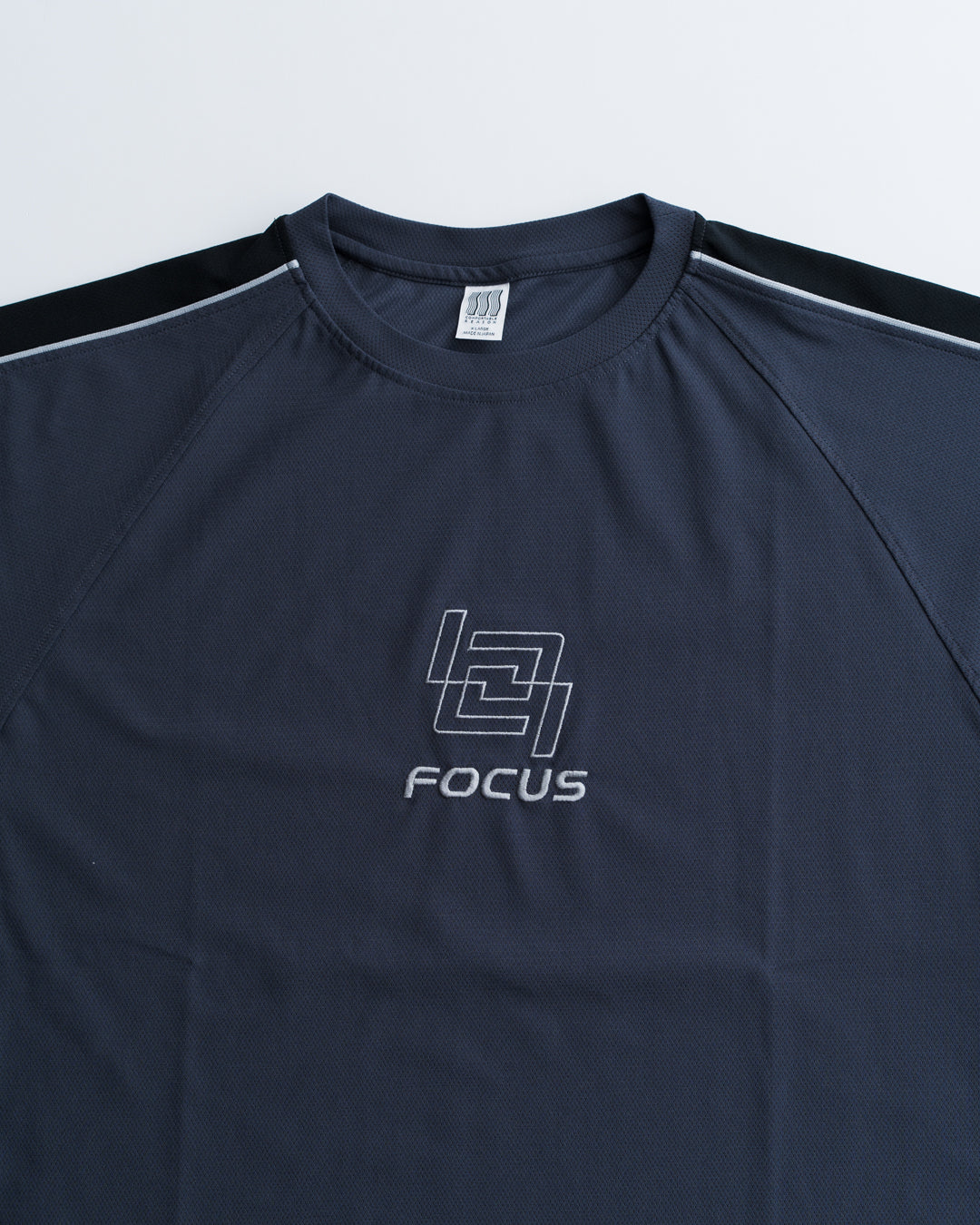 COMFORTABLE REASON Shift The Focus Mesh Tee