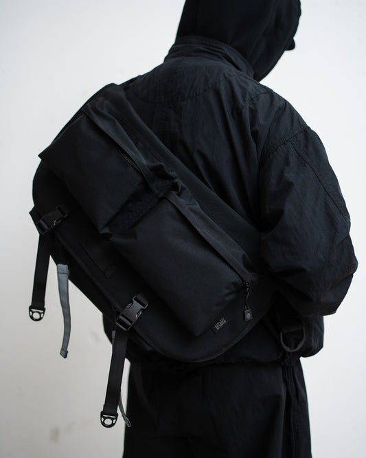 SEDAN ALL-PURPOSE Messenger Bag
