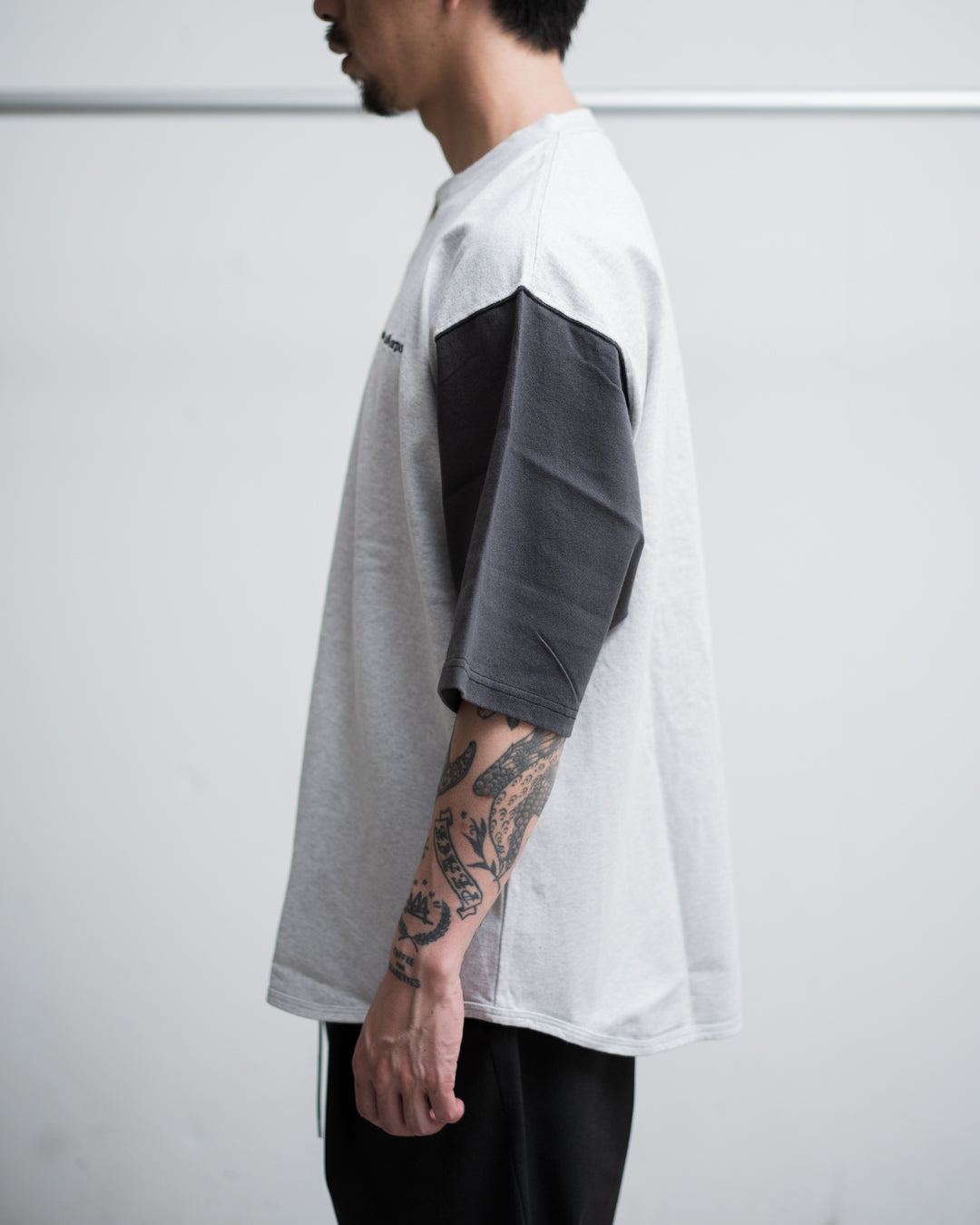 SEDAN ALL-PURPOSE Henleyneck Baseball Tee