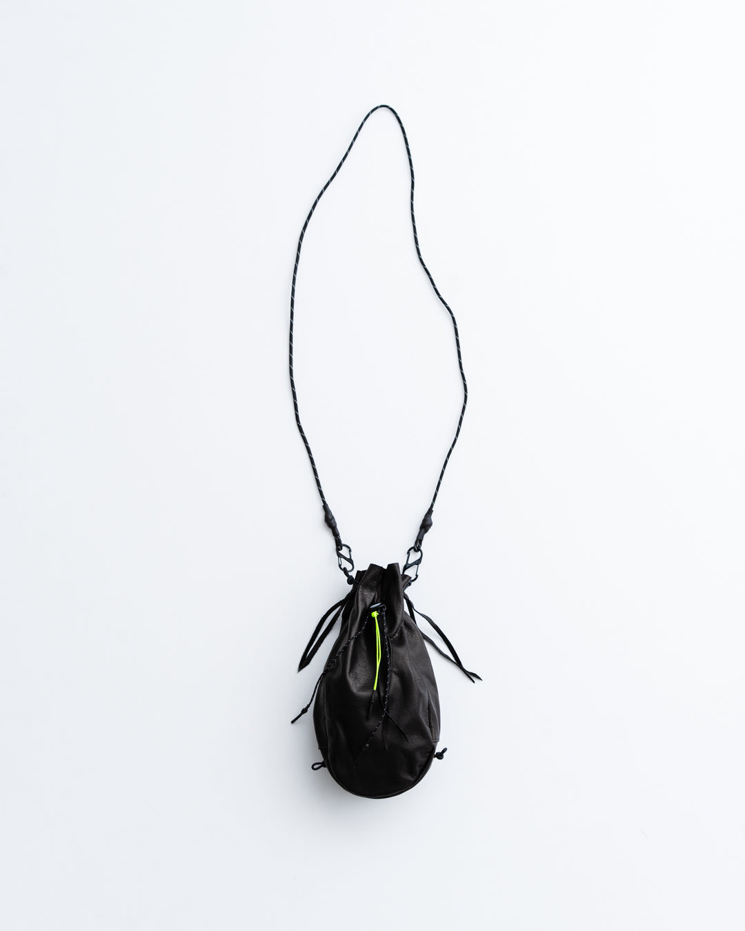 B:TOGETHER(ビートゥギャザー) KINCHAKU LEATHER 商品ページ – fazeone
