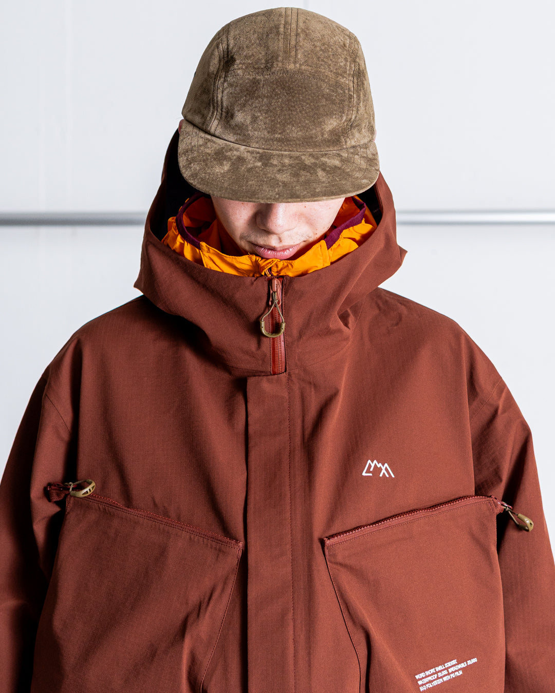 CMF OUTDOOR GARMENT WEIRD SHORT SHELL COEXIST