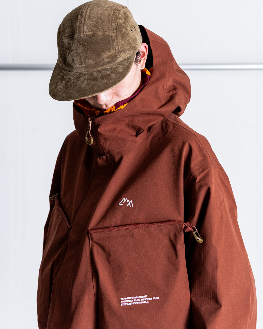 CMF OUTDOOR GARMENT WEIRD SHORT SHELL COEXIST