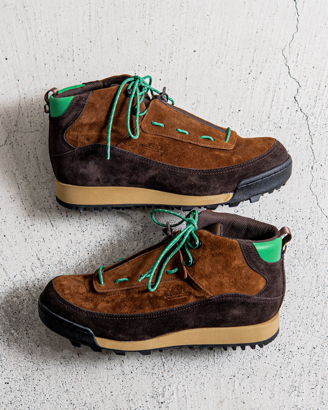 【collaboration】is-ness × SUICOKE FLOW-MID SHOES