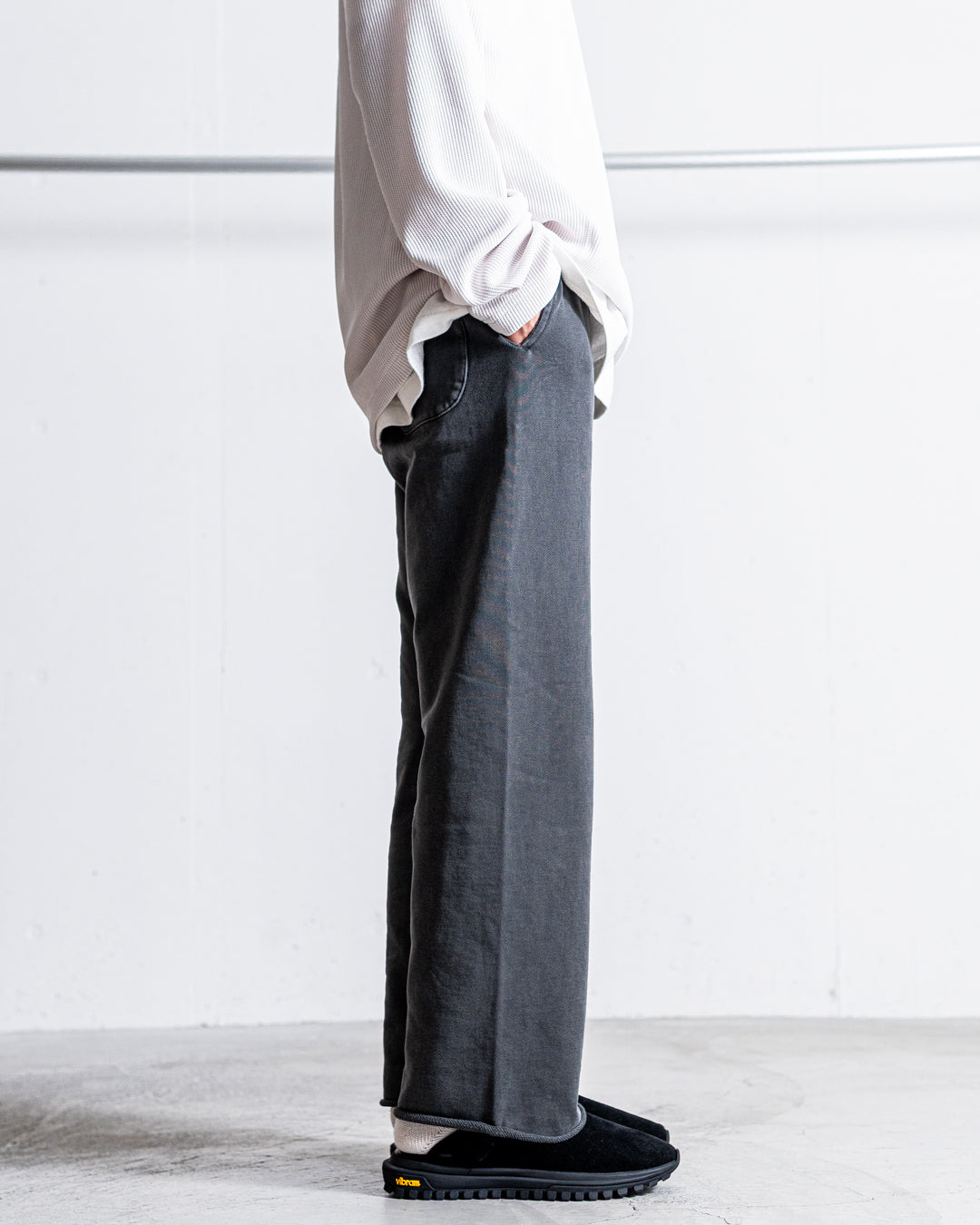 【RESTOCK】GEM SPORTSWEAR SWEAT PANTS