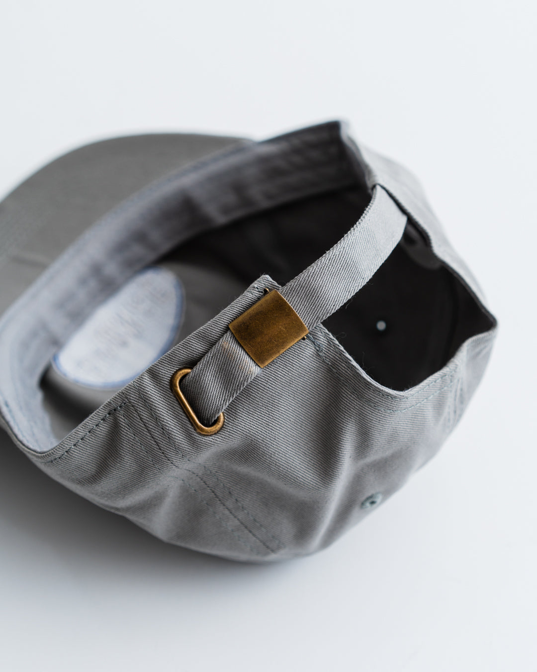 ANACHRONORM GLITCH EMBROIDERY CAP