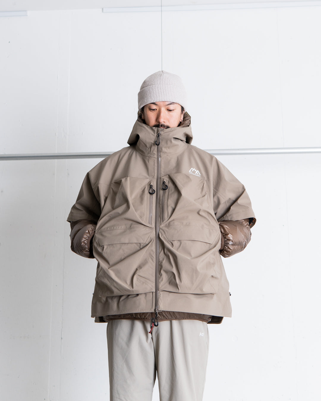 CMF OUTDOOR GARMENT GUIDE SHELL COEXIST