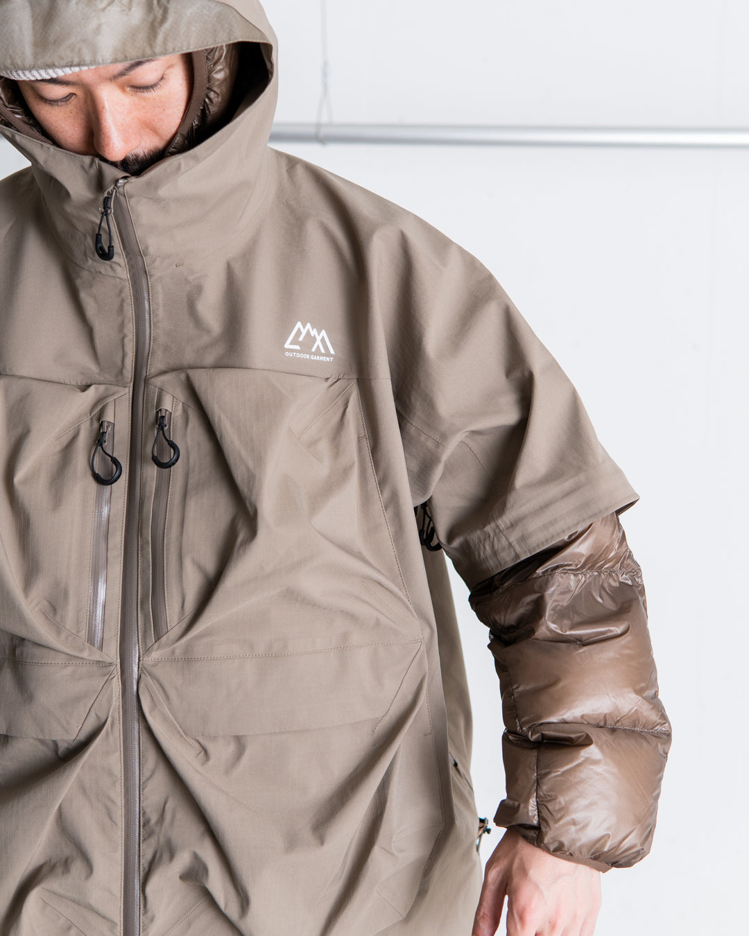 CMF OUTDOOR GARMENT GUIDE SHELL COEXIST