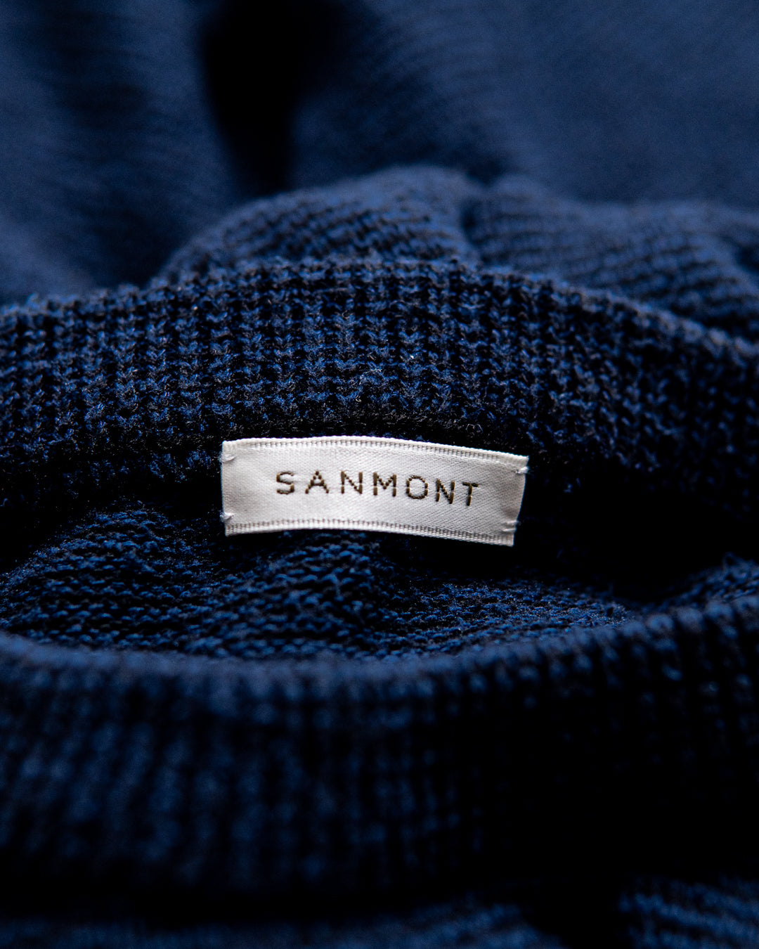 SANMONT Silk Noir Knitwear
