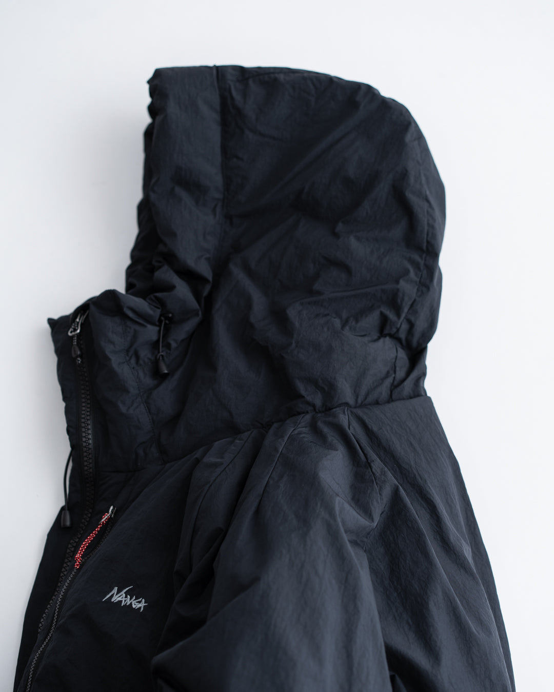 NANGA RE-NY ESSENTIAL DOWN JACKET