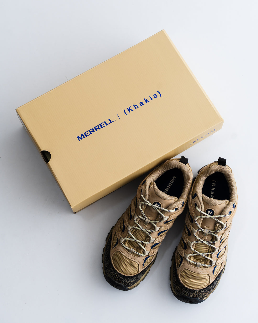 MERRELL MOAB 3 × KHAKIS