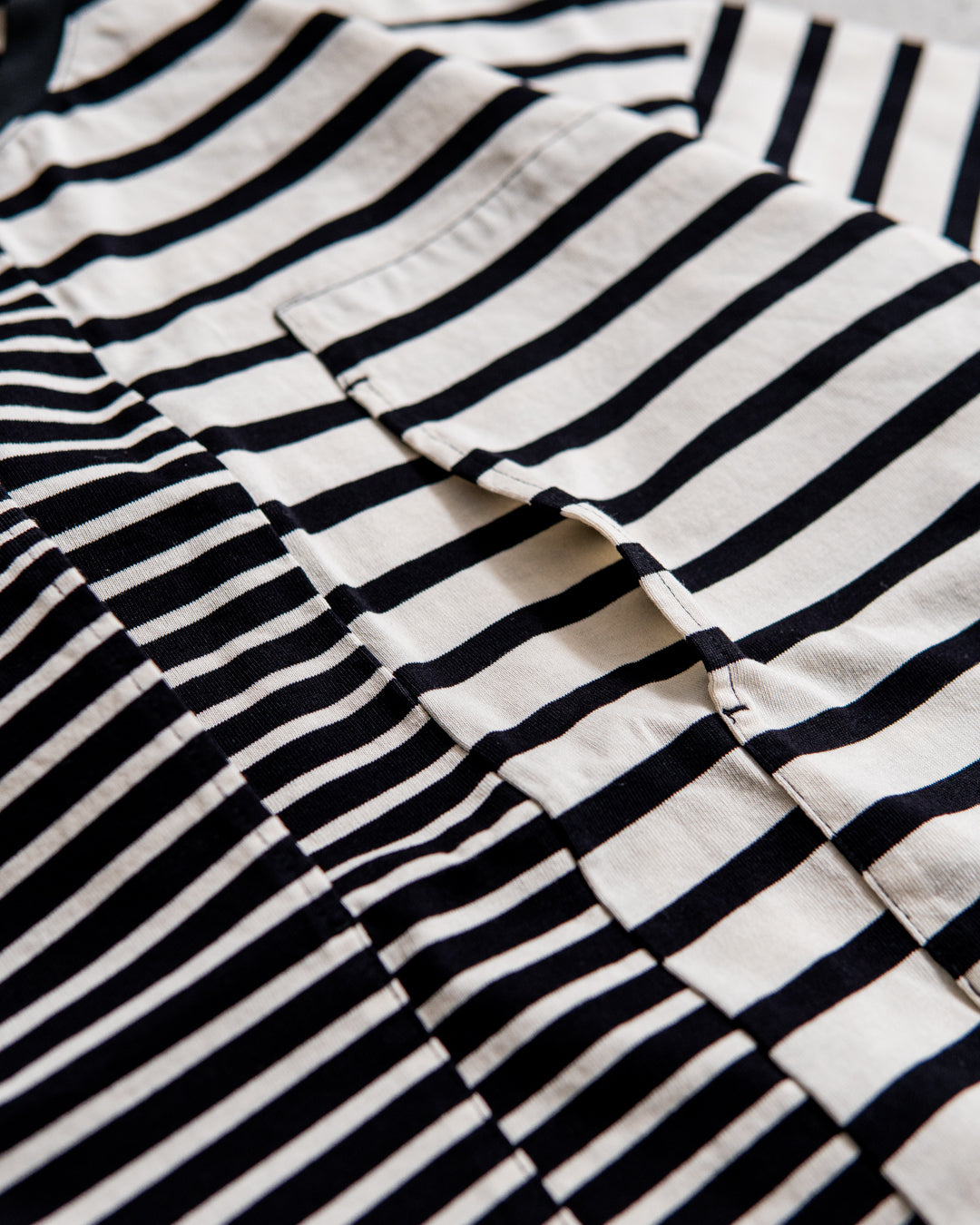 CMF OUTDOOR GARMENT BORDER TEE S/S