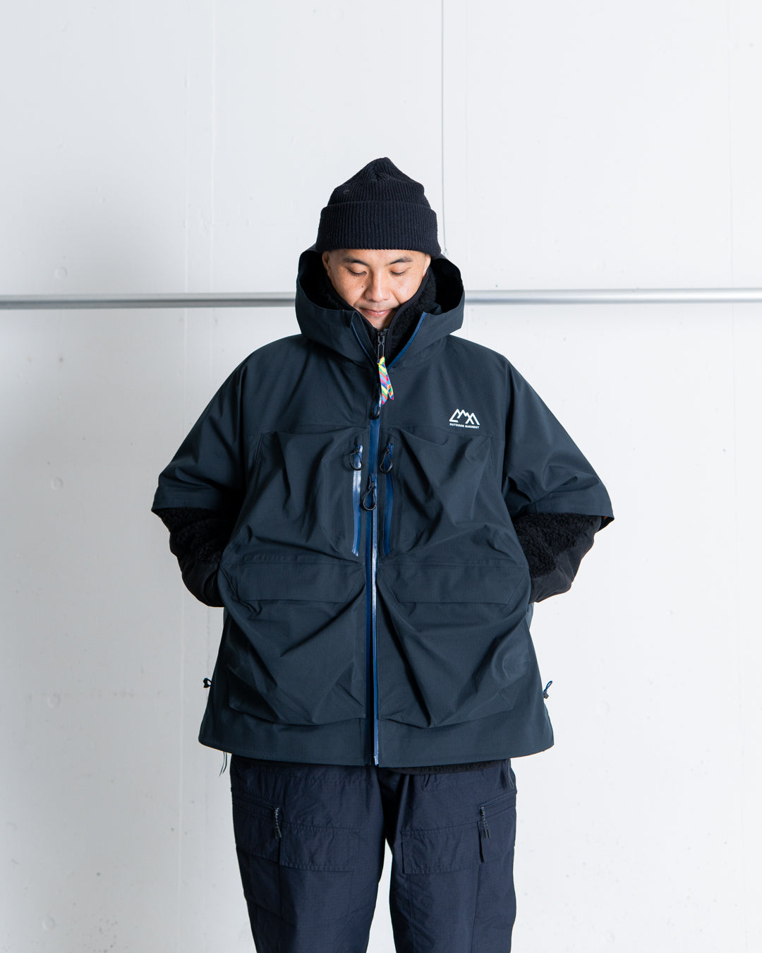 CMF OUTDOOR GARMENT GUIDE SHELL COEXIST