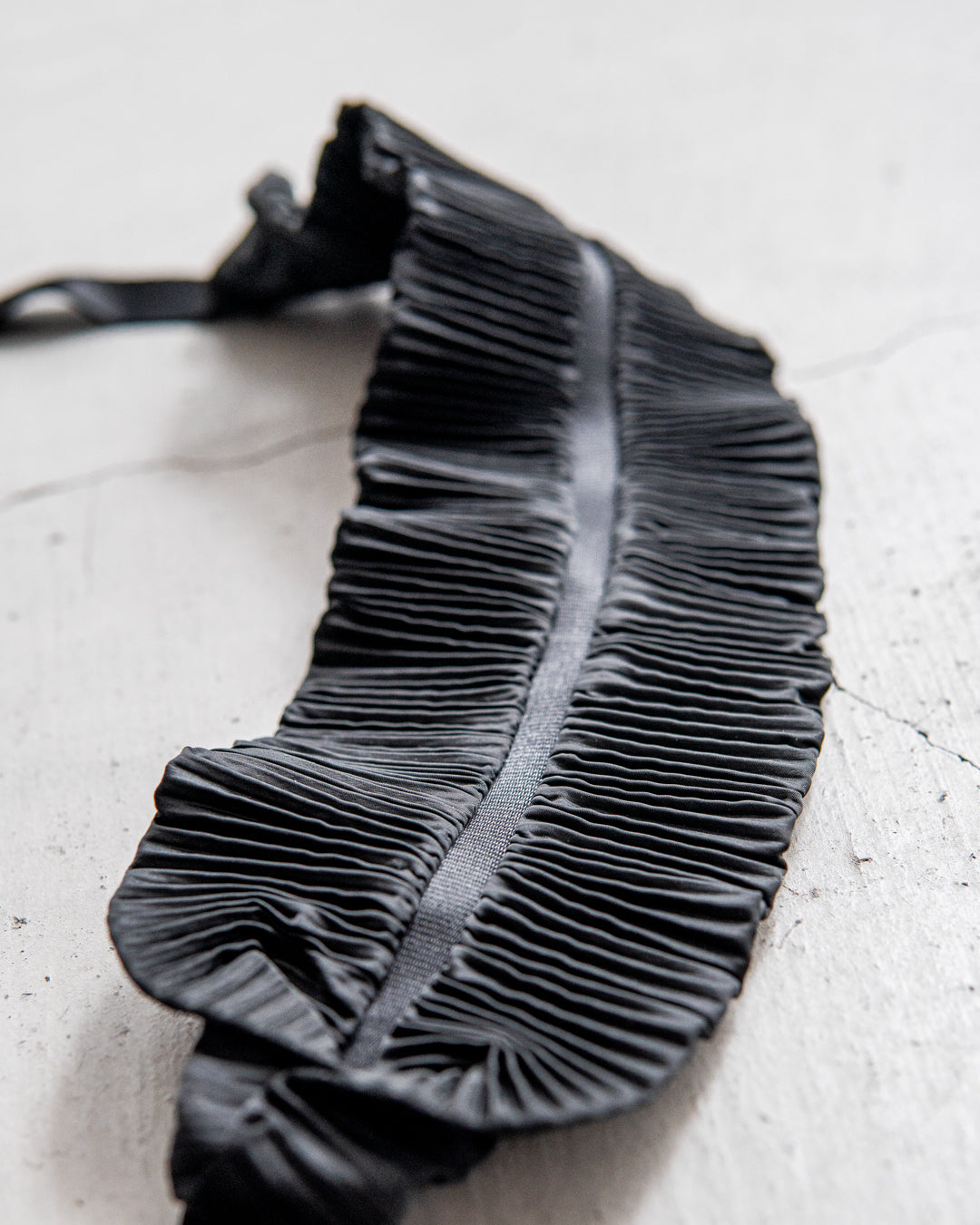 cote&ciel LUVE Pleated Black