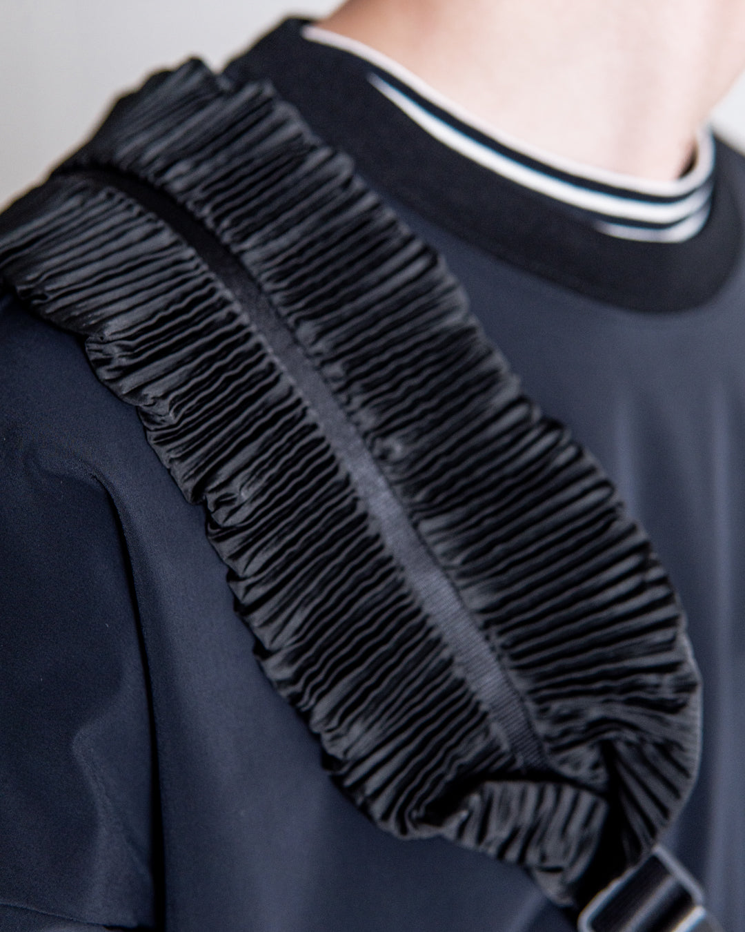 cote&ciel LUVE Pleated Black