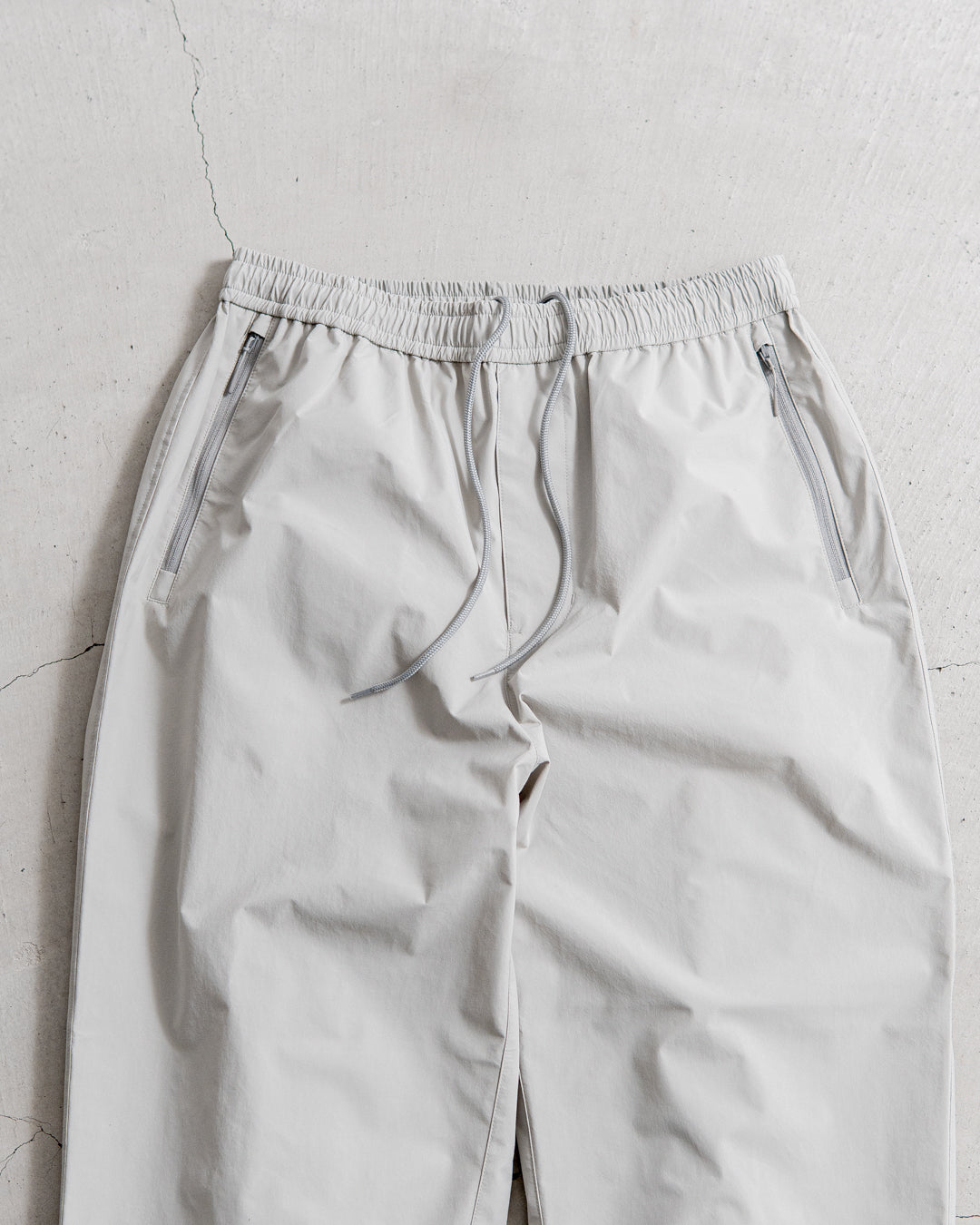 ES.1 Nylon Pants