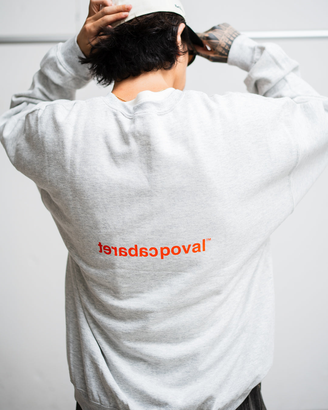 CABARET POVAL No Crewneck