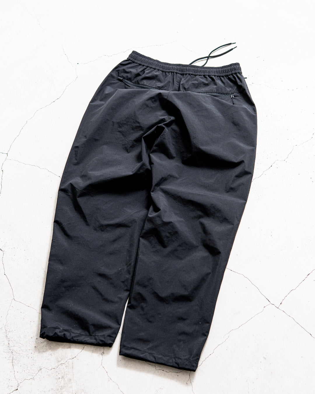 ES.1 Nylon Pants