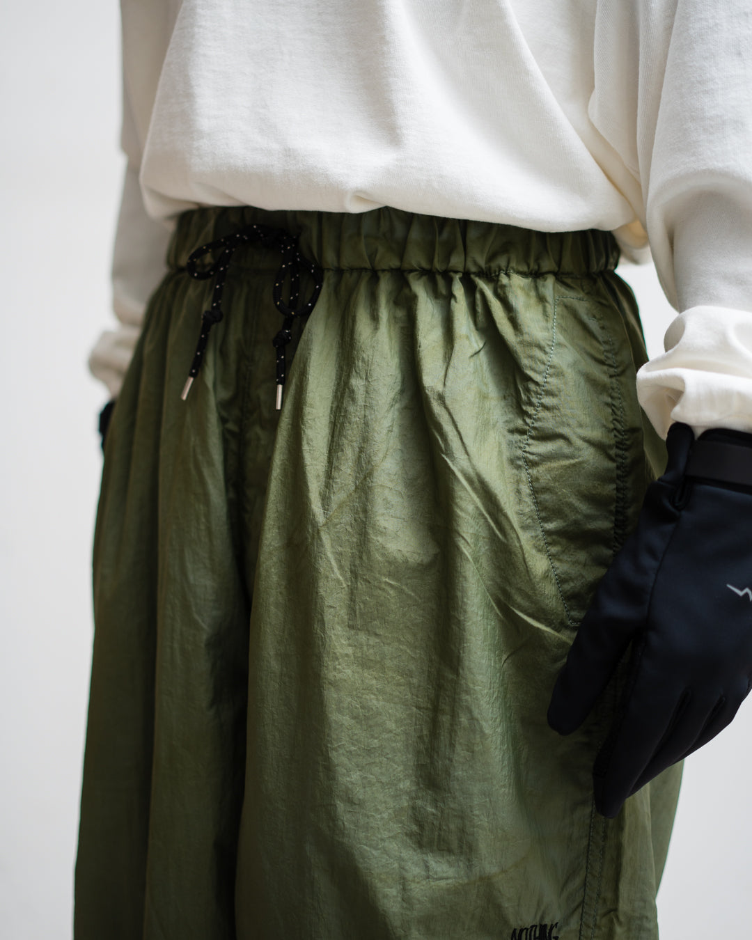 ANACHRONORM UTILITY NYLON TUCK EASY PANTS