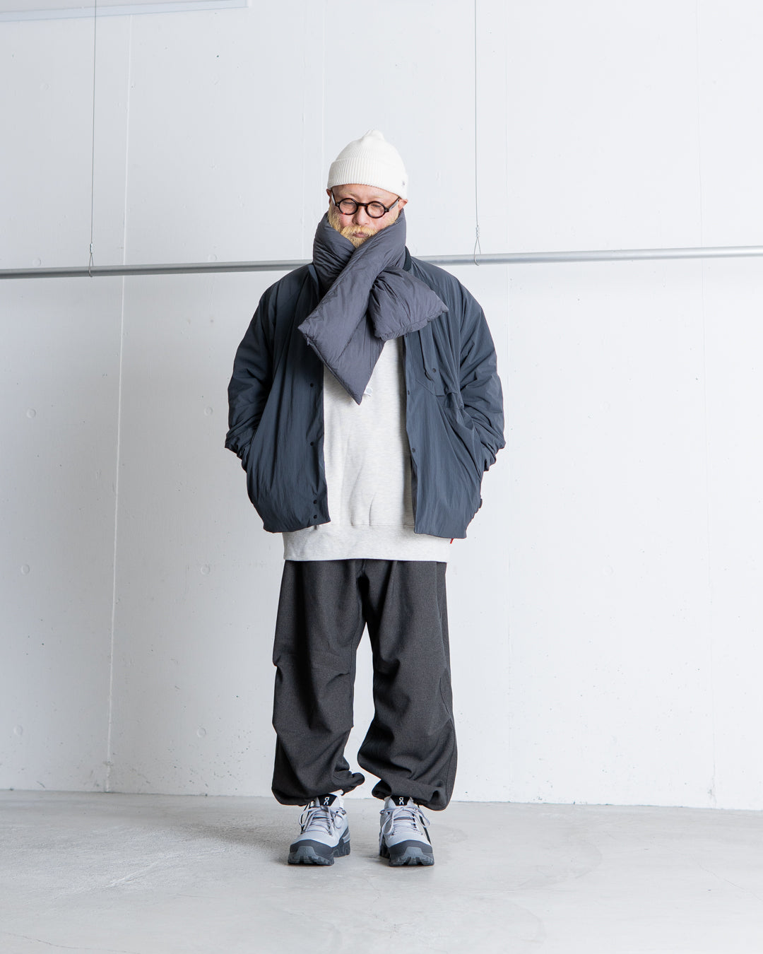 alk phenix Built in tissue dispenser scarf
