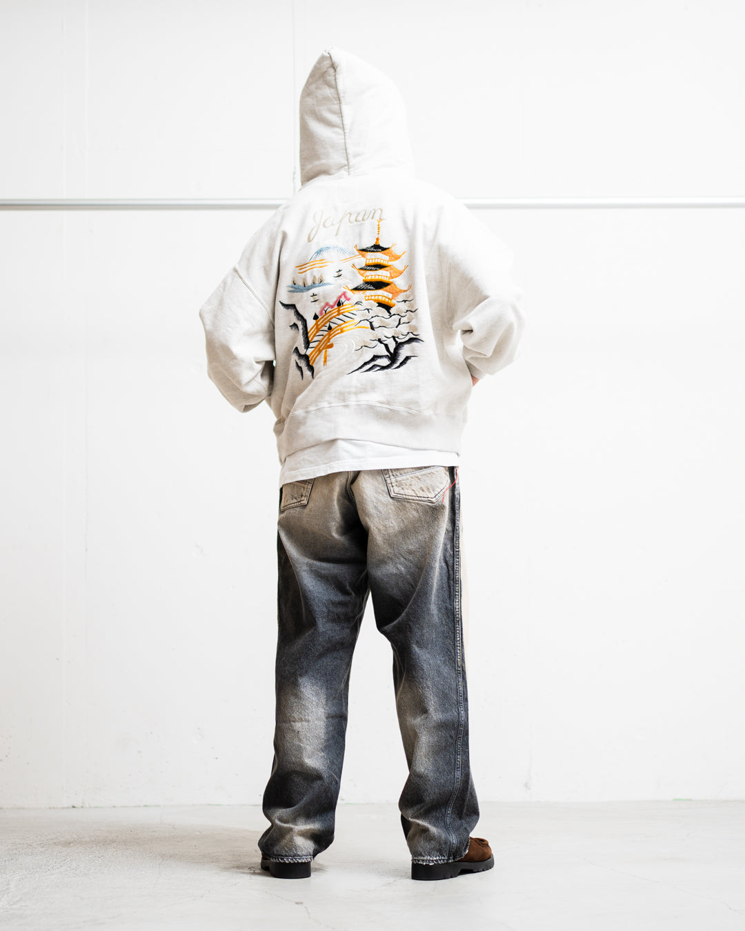 BOWWOW SUKAJAN EMB ZIP HOODIE AGED