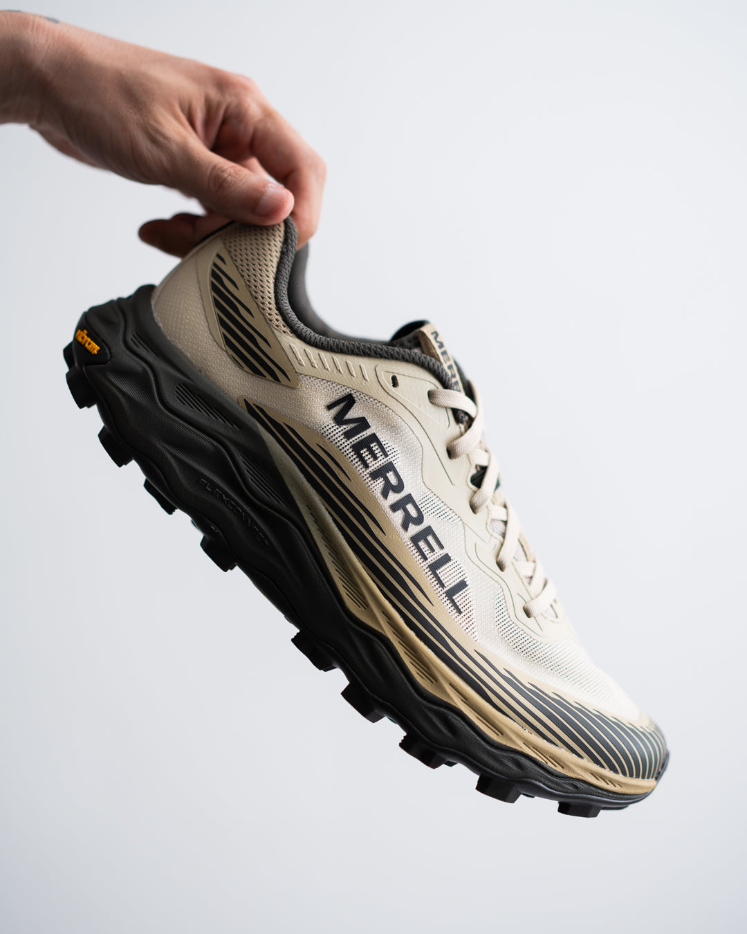 MERRELL AGILITY PEAK 6