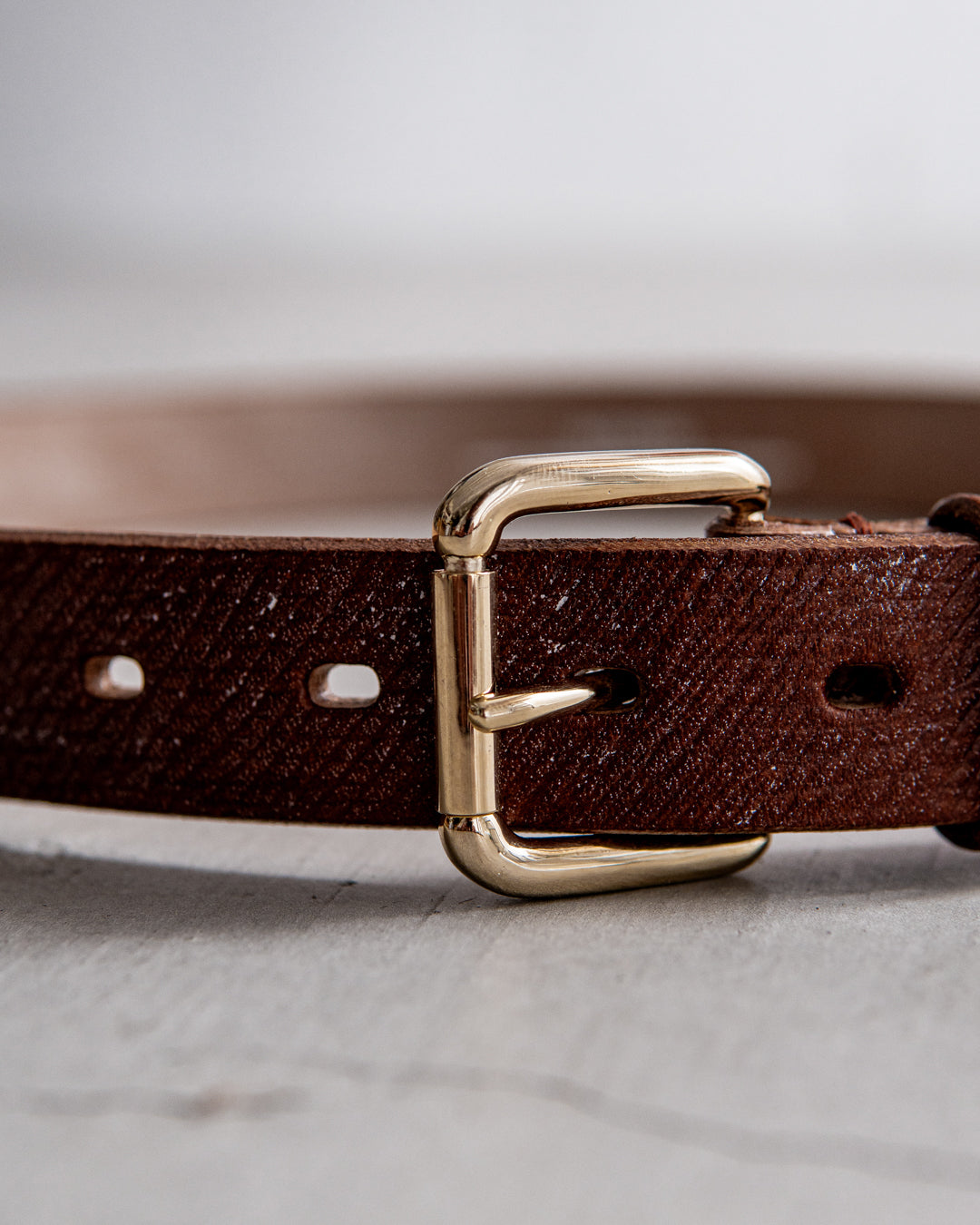 INTERIM CROSS GRAIN OAK BARK LEATHER BELT (DARK STAIN) 25,30mm